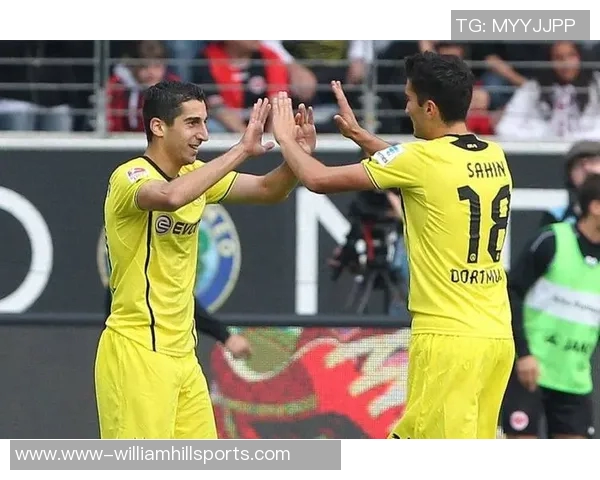 武汉羽毛球队节奏变革引发热议欧冠足球新趋势探讨 武汉羽毛球队节奏变革引发热议欧冠足球新趋势探讨