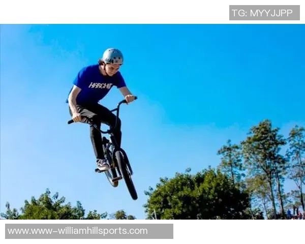 深圳街舞队在运动极限运动嘉年华中的技术表现精彩点评与分析